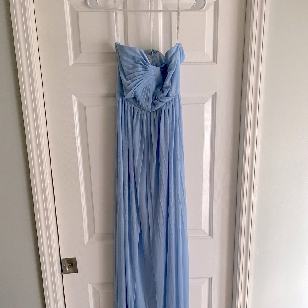 David’s Bridal / size 4 / worn once / light blue